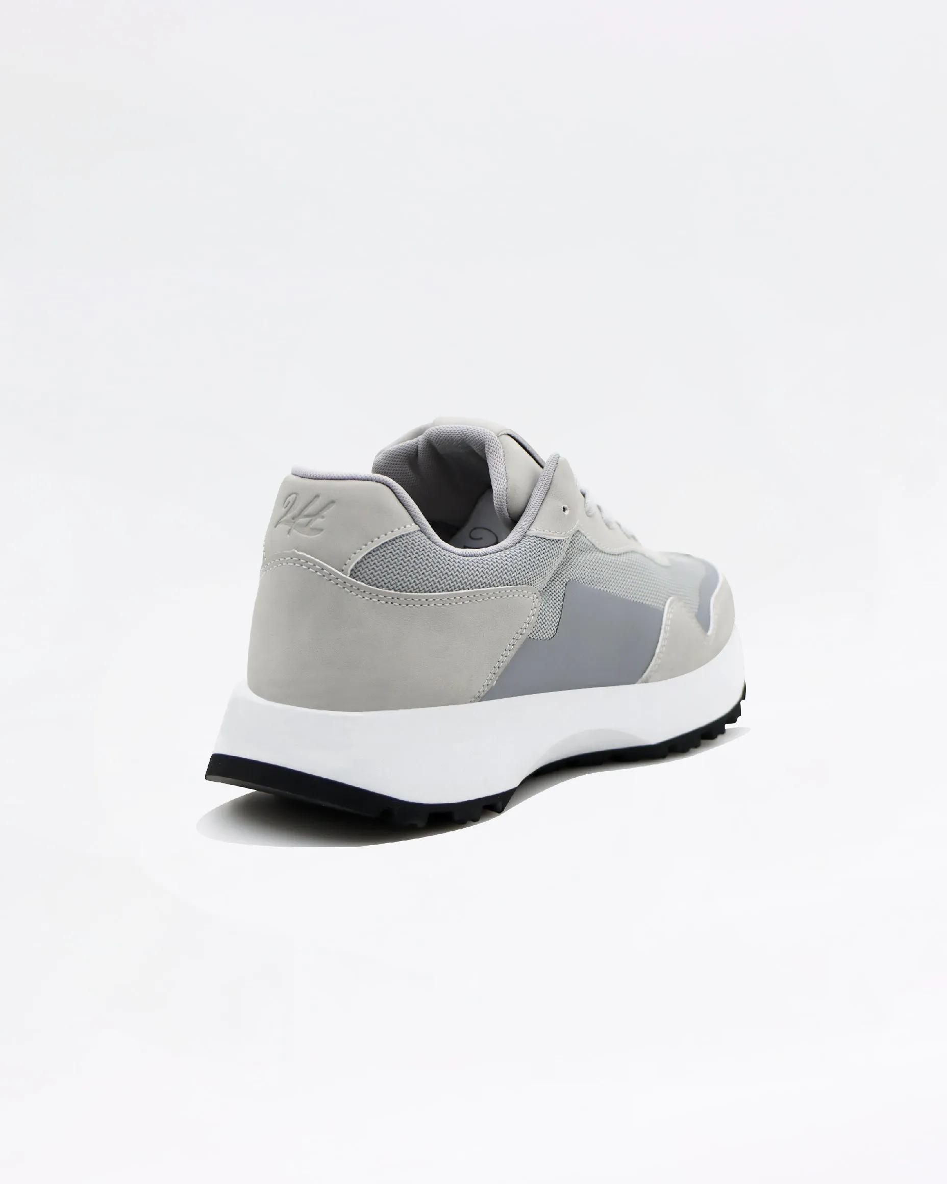 2H #2705 2001 1133 Gray Casual shoes