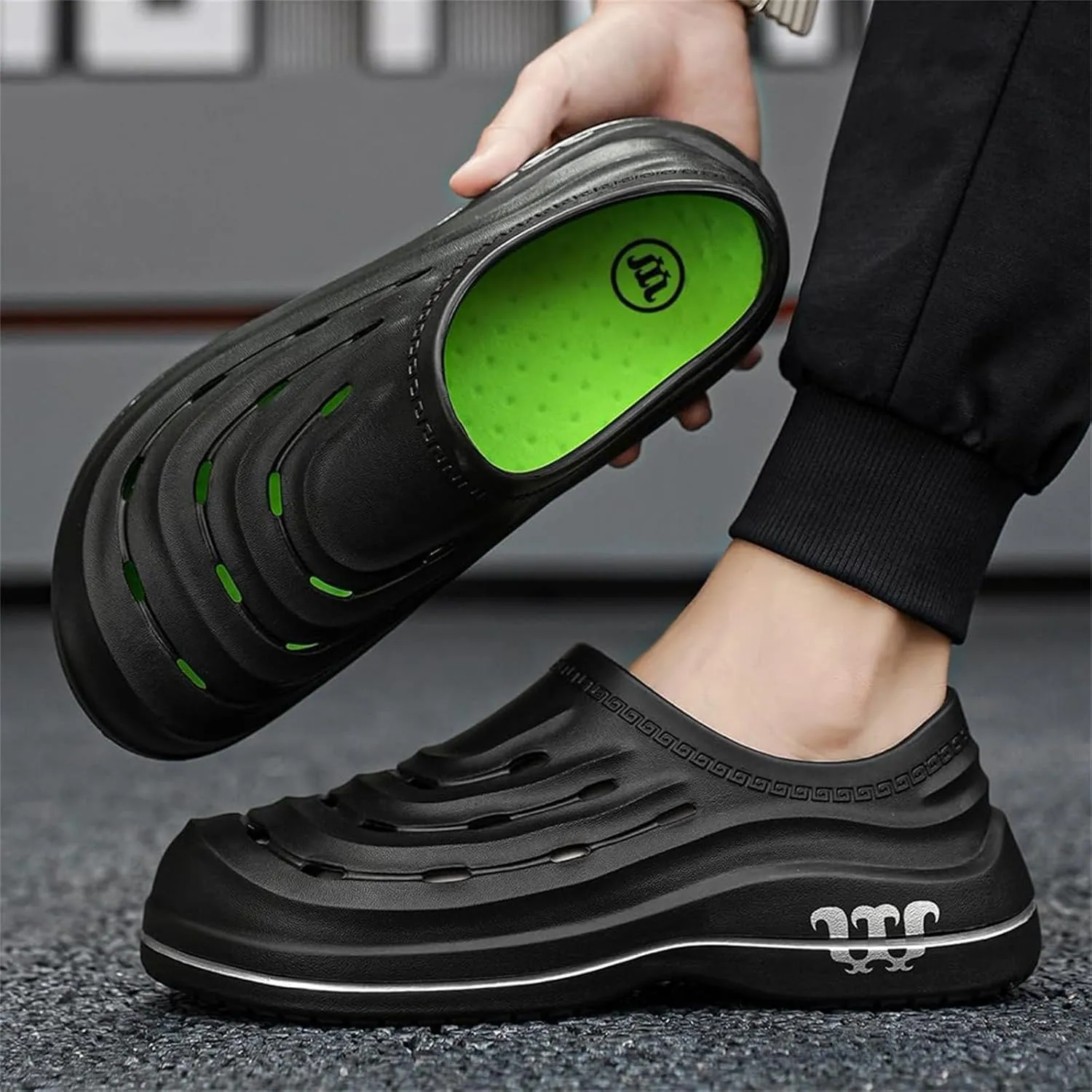Armadillo Clogs Garden Nurse Work Shoes for Women Men Slip Resistant Armadillo Chef Shoes Comfortable Waterproof Casual Non Slip Nursing Gardening Clogs Kitchen Food Service Shoe Sandals