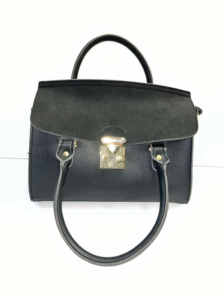 Black hand purse with gold clasp