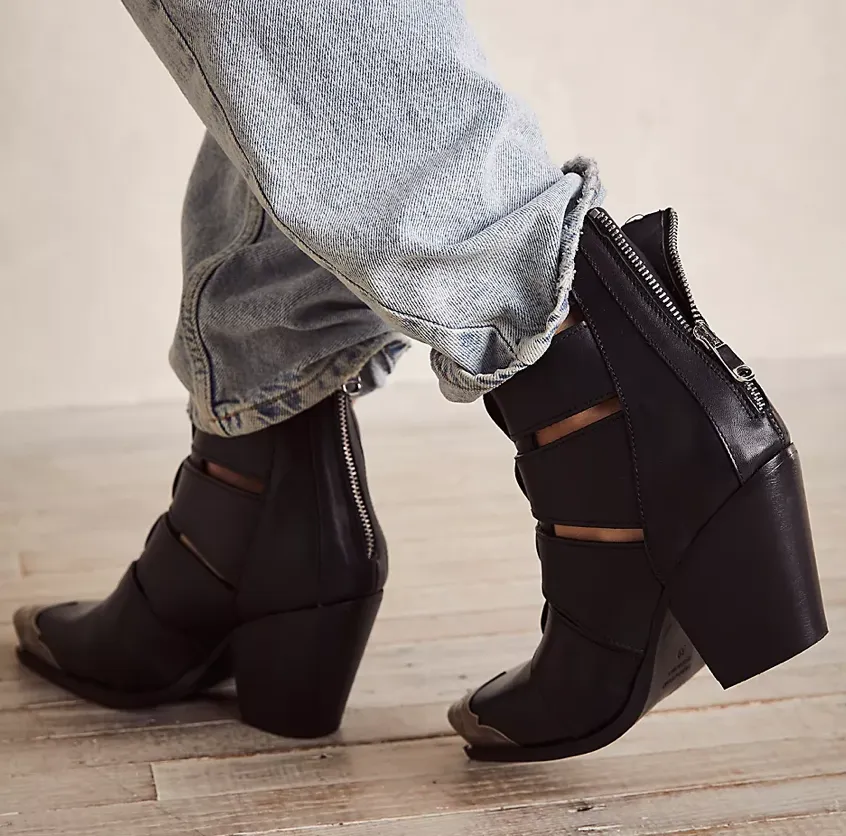 Brayden Boots