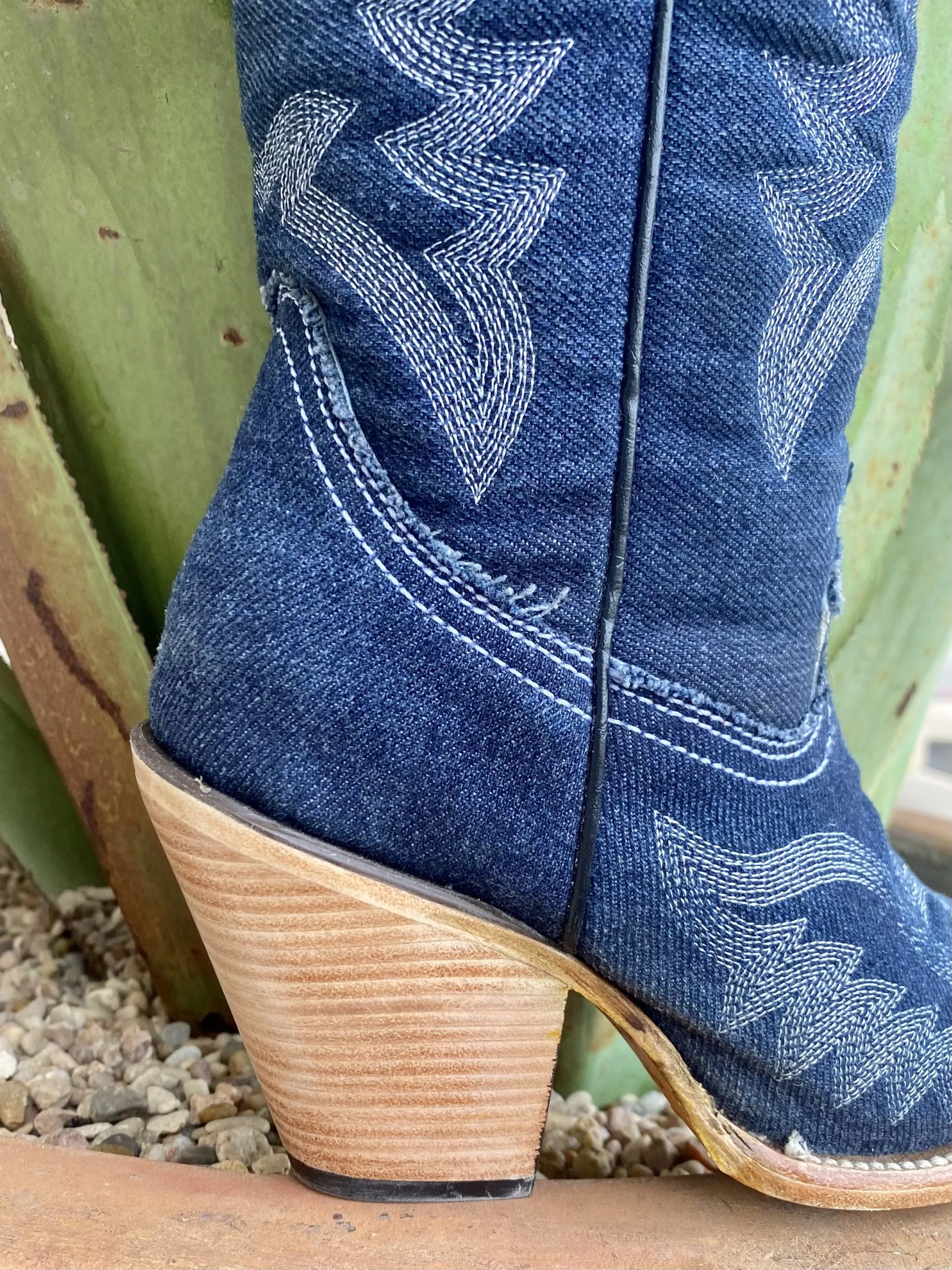 Corral Women's Boot - Z5226