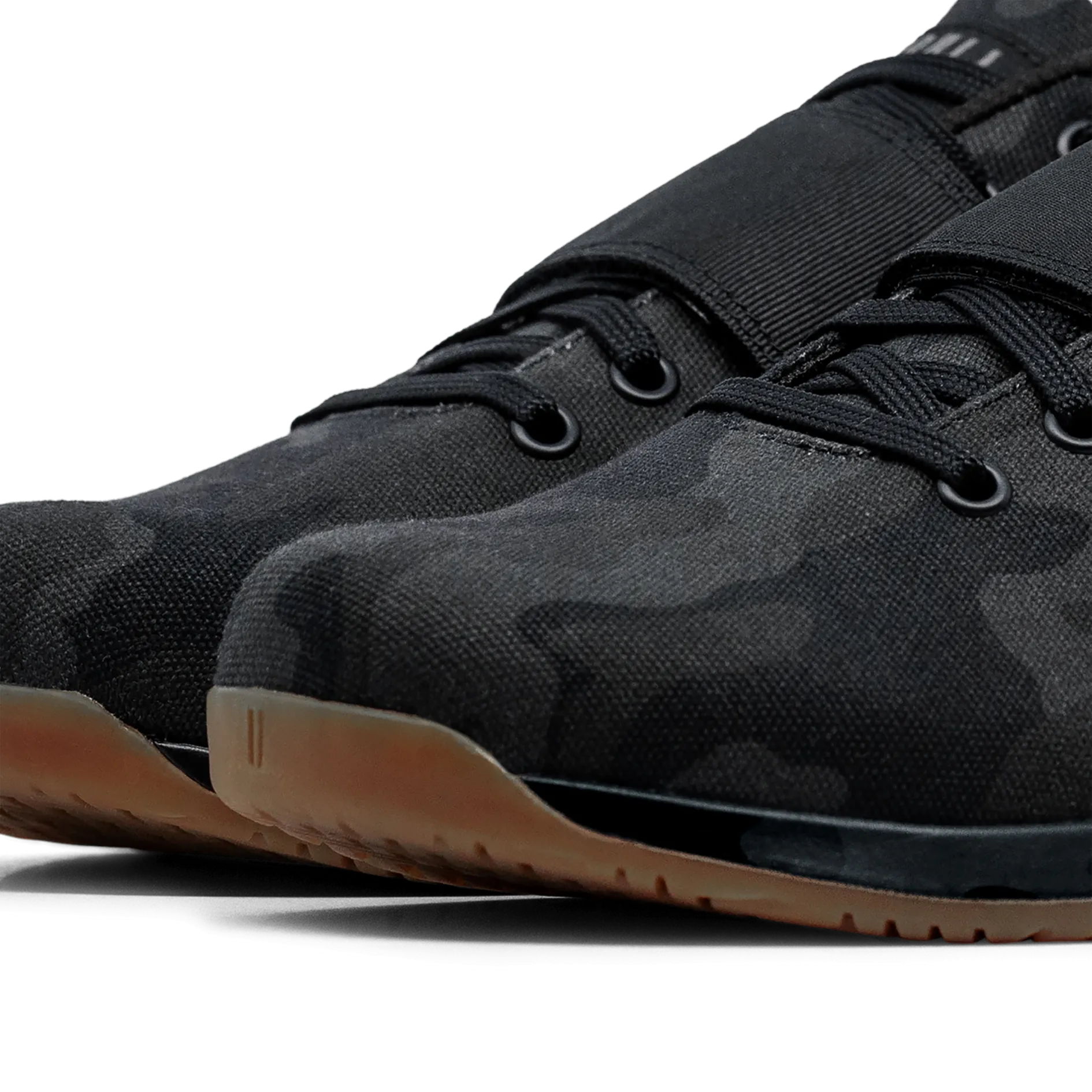 Women's Canvas Lifter